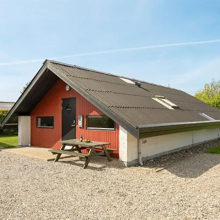 Holiday home Tican - 400m From The Sea In Se Jutland By Interhome *