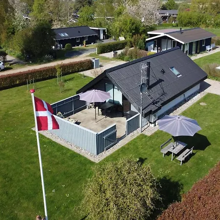 Tican - 400m From The Sea By Interhome
